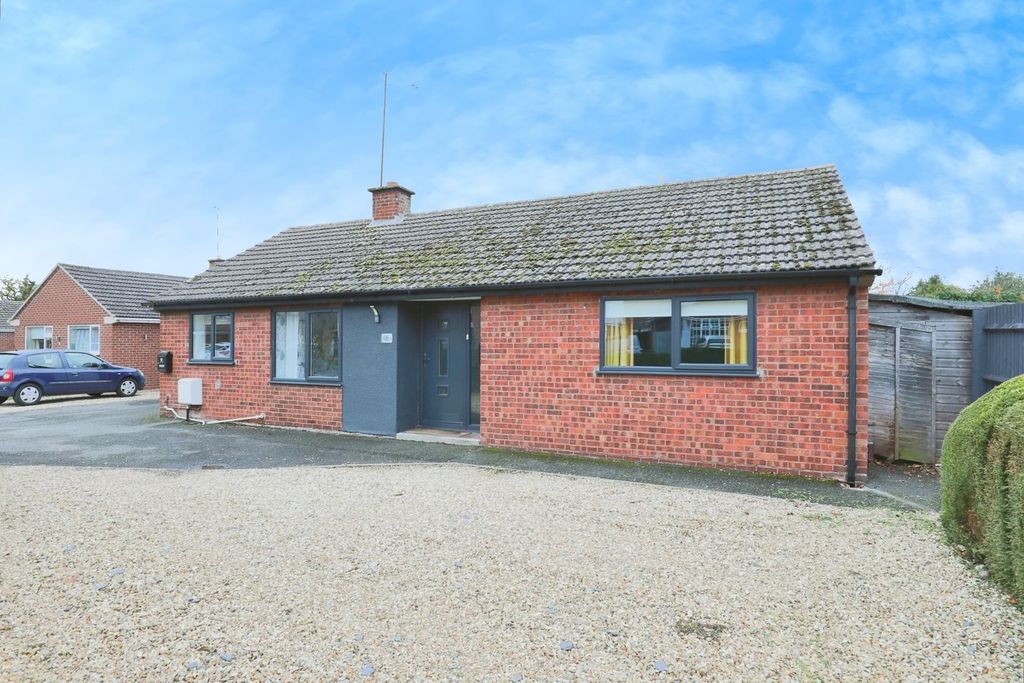 Property photo 1 of 16