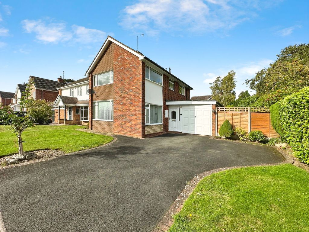 Property photo 2 of 40