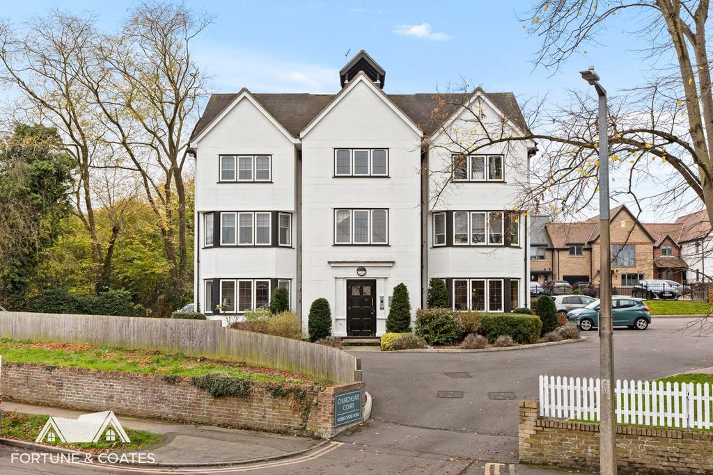 Property photo 1 of 11 Churchgatecourt_10.Jpg