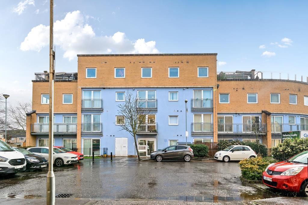 Property photo 1 of 13 External View