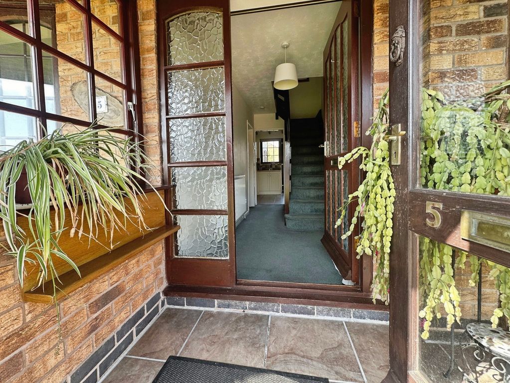 Property photo 3 of 20