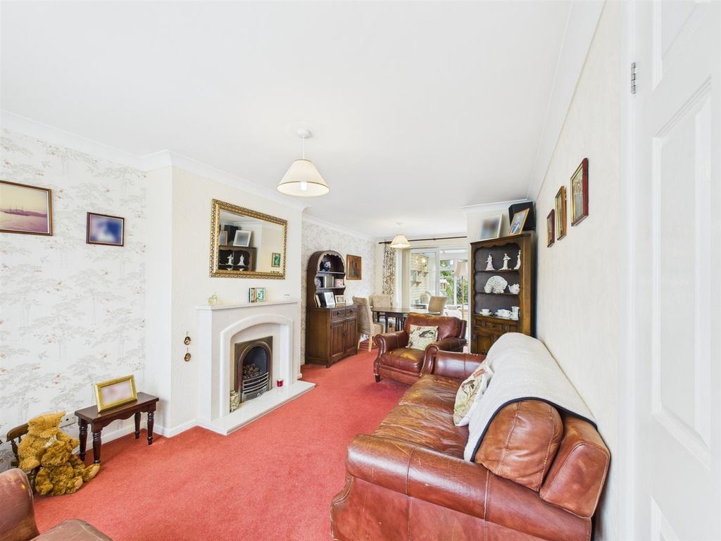 Property photo 2 of 15 Cam01238G0-Pr0527-Still013.Jpg