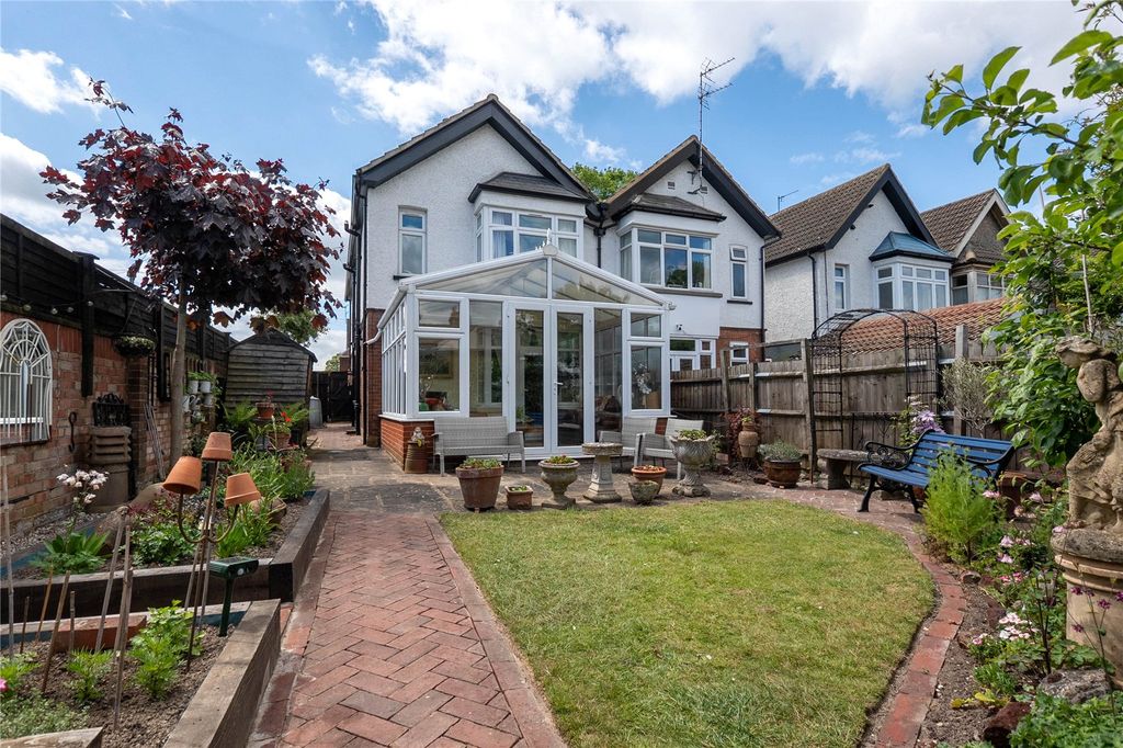 Property photo 2 of 21 Picture No. 26