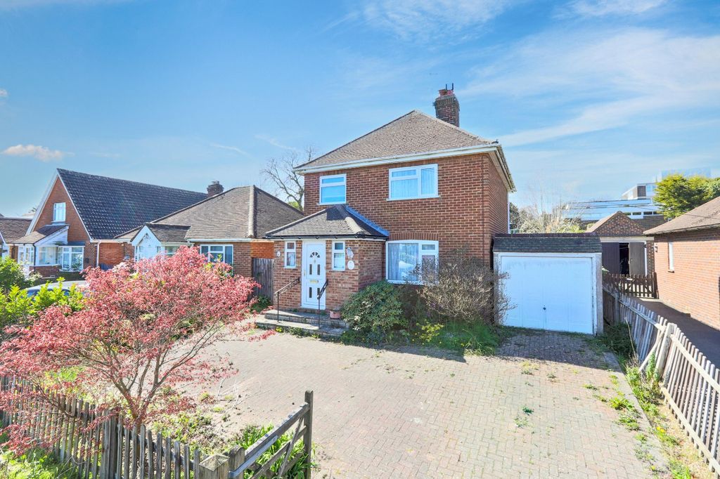 Property photo 1 of 22 Front