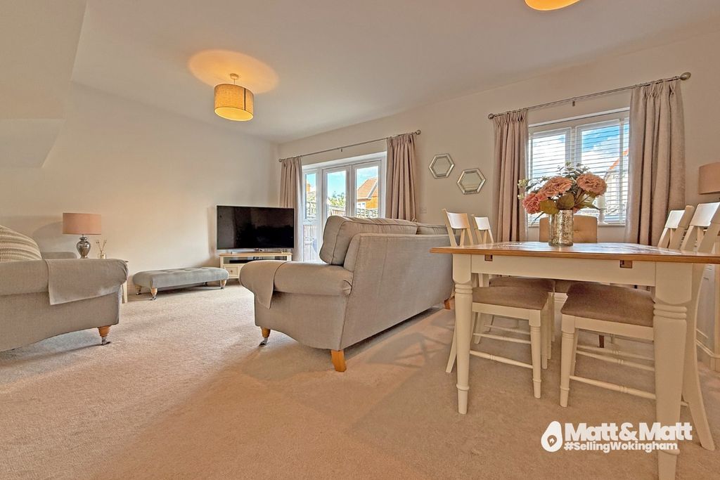 Property photo 2 of 10 4506245