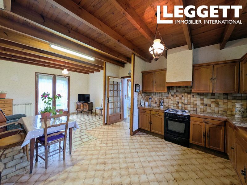 Property photo 3 of 10