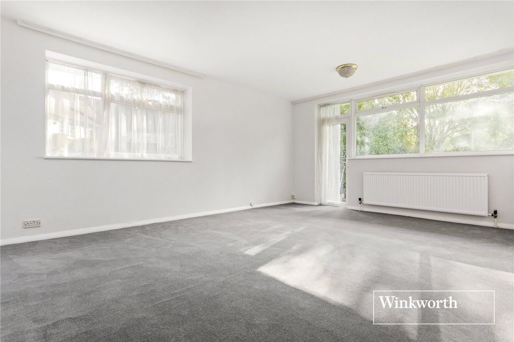 Property photo 1 of 15 Picture No. 12