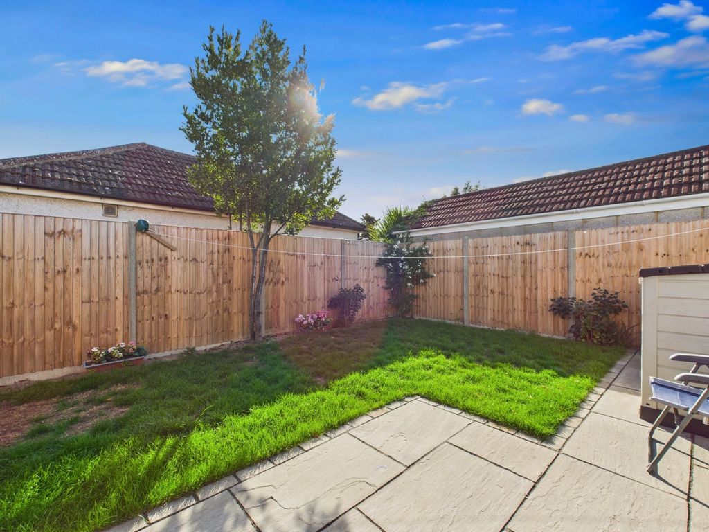 Property photo 3 of 12 Picture No. 15