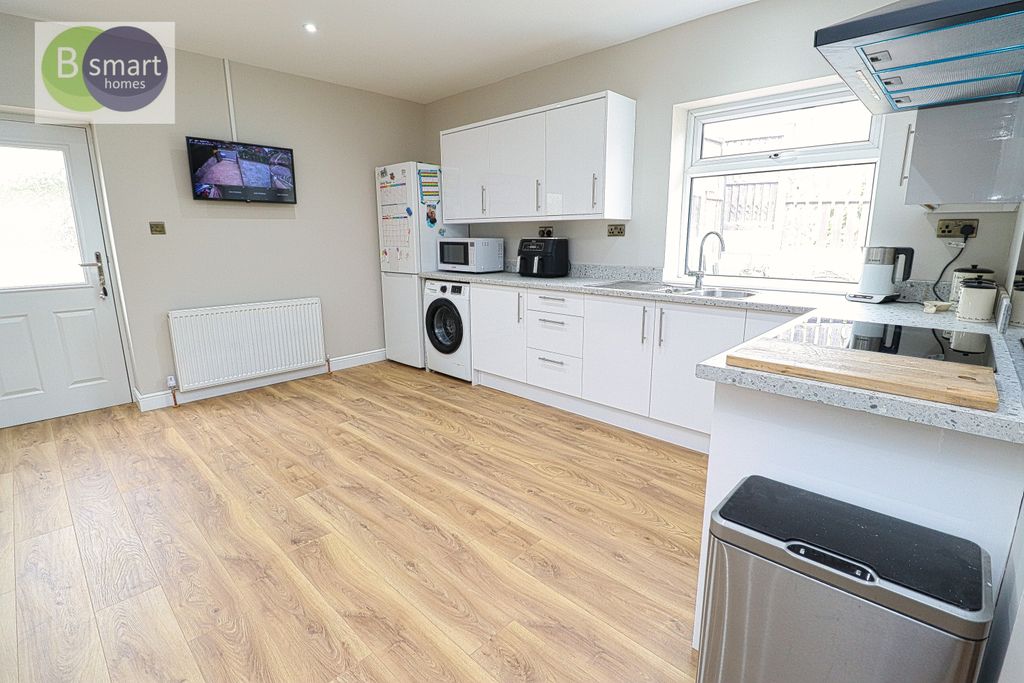 Property photo 3 of 16 Img_3355