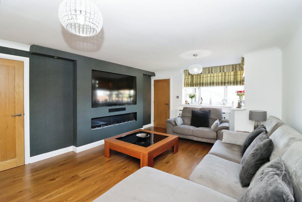 Property photo 2 of 23 Img_7799