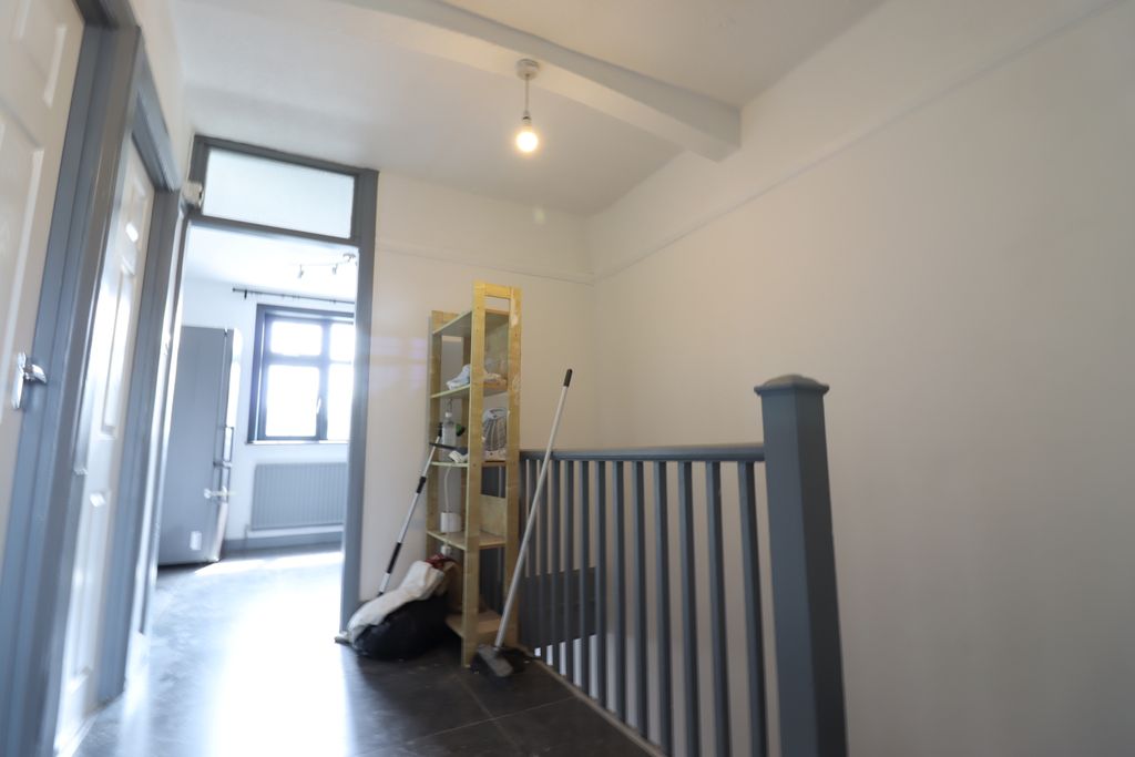Property photo 2 of 12 Gallery