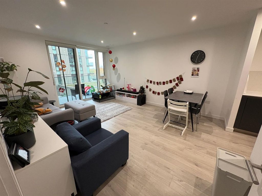 Property photo 2 of 18 B3d65d226971F16c8828224Bda5424A4.Png