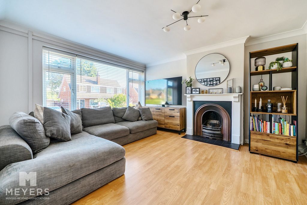 Property photo 2 of 19