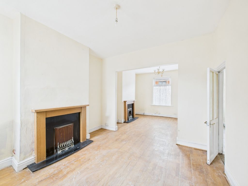 Property photo 3 of 17 4776247