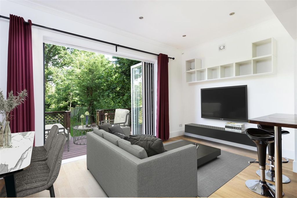 Property photo 2 of 12 Helliwell &amp; Co