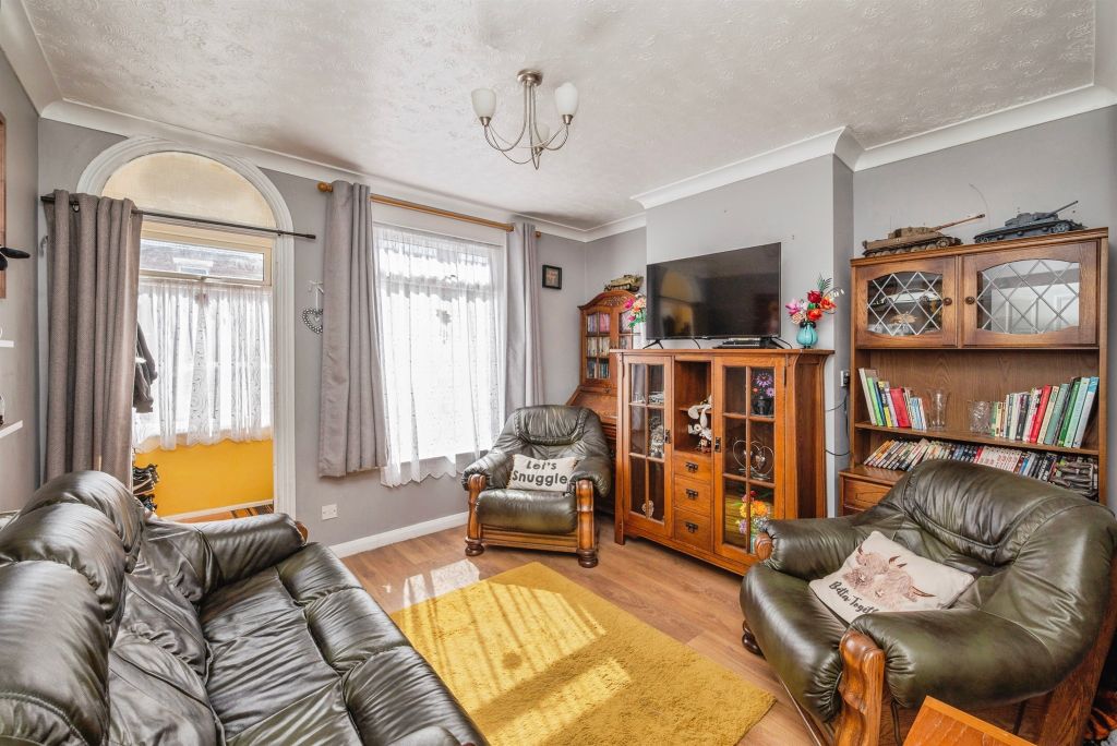 Property photo 2 of 15
