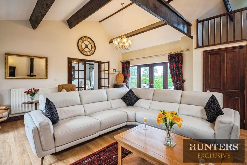 Property photo 2 of 28 F4984355-Dsc_4186.Jpg