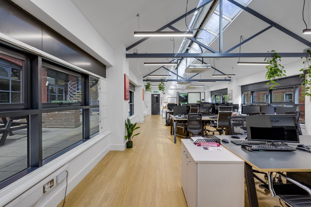 Property photo 2 of 7