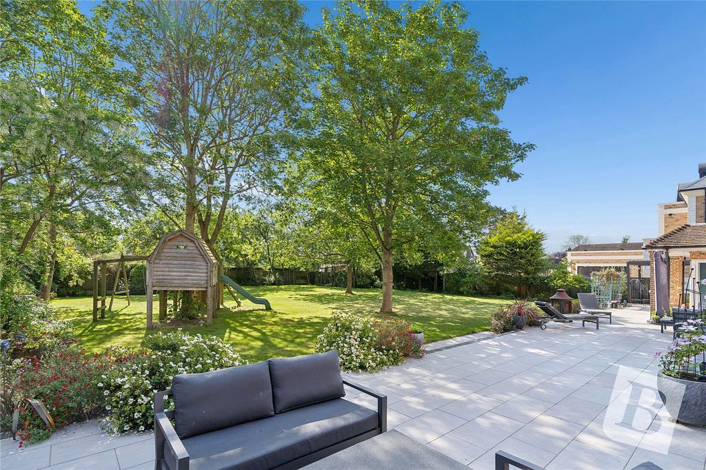 Additional image 30 of Land for saleNelmes Road, Emerson Park RM11