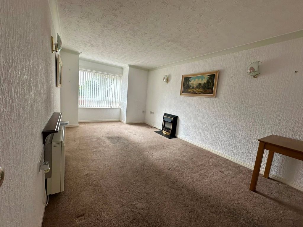 Property photo 3 of 12 Picture No. 05
