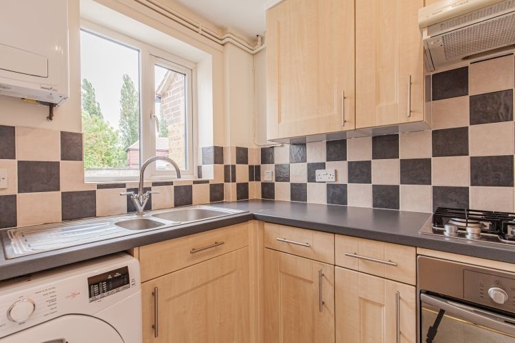 Property photo 3 of 9 143282