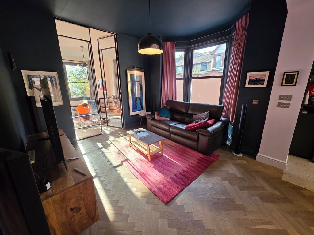 Property photo 1 of 45