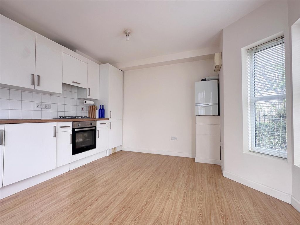 Property photo 1 of 11 Img_4461.Jpg