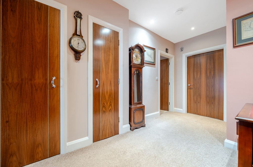 Additional image 13 of 2 bed flat for saleMarine Parade, Worthing, West Sussex BN11