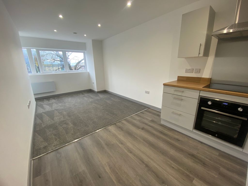 Property photo 2 of 6 Bedroom 3