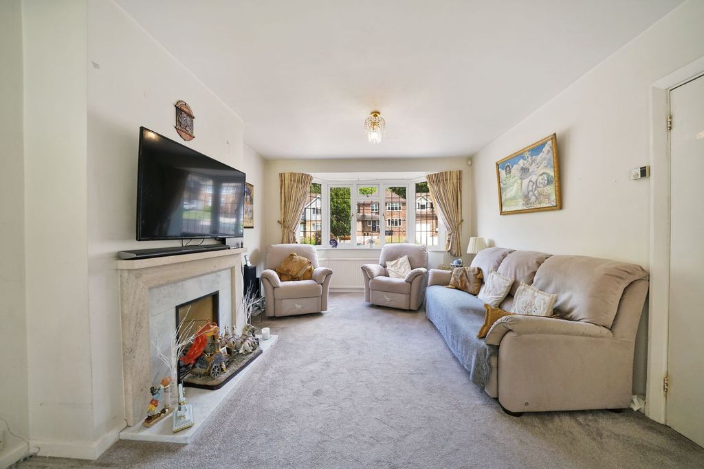 Property photo 2 of 15