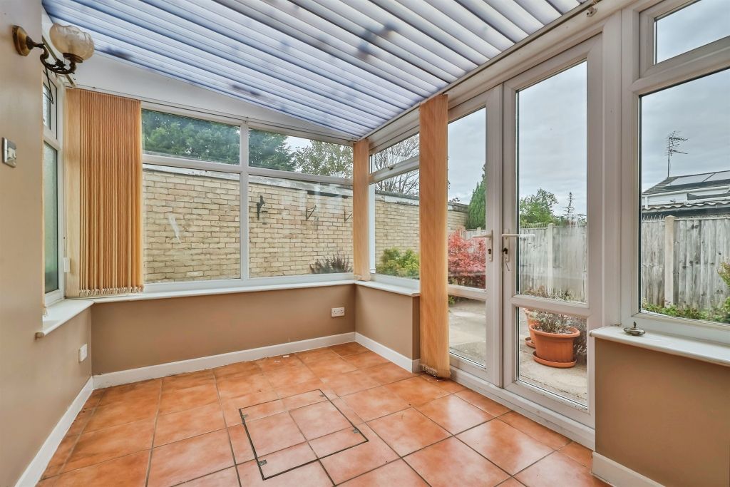 Property photo 3 of 17