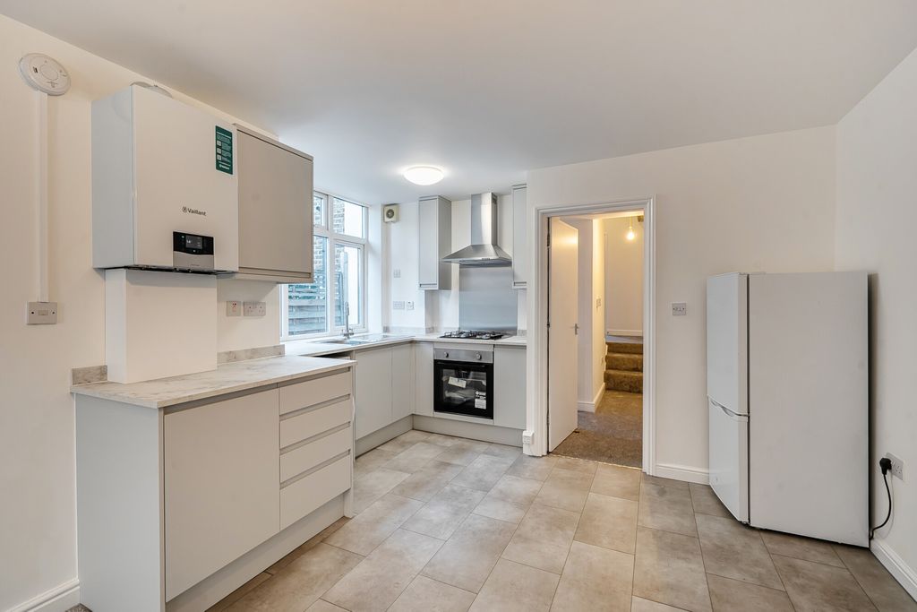 Property photo 1 of 14 Kitchen