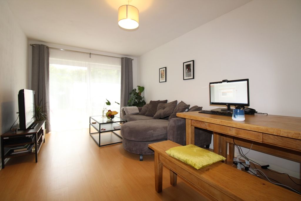 Property photo 2 of 10 Img_8989