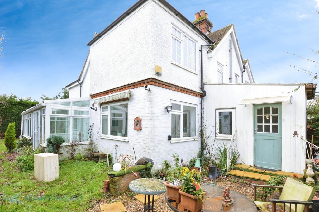 Property photo 3 of 11 1Fe29309-House