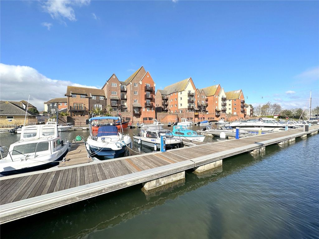 Property photo 1 of 11 Daytona