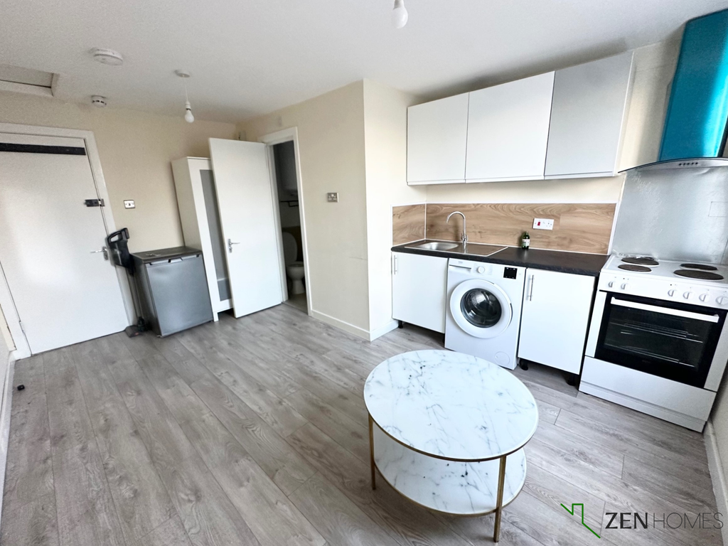 Property photo 1 of 2