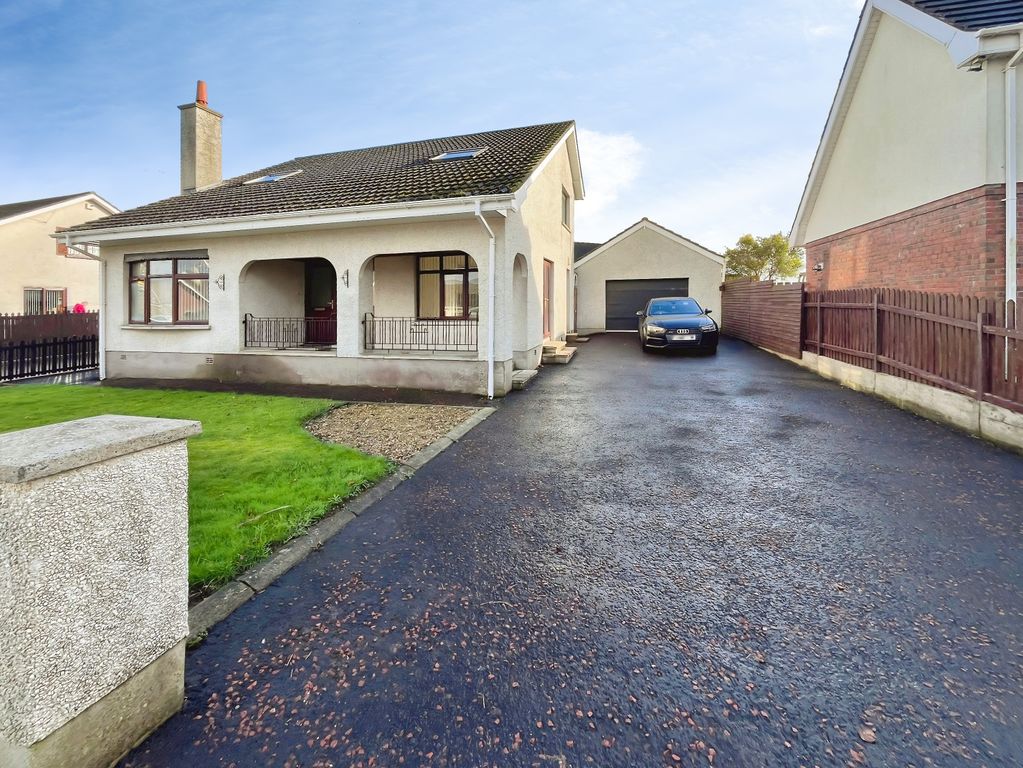 Property photo 1 of 14