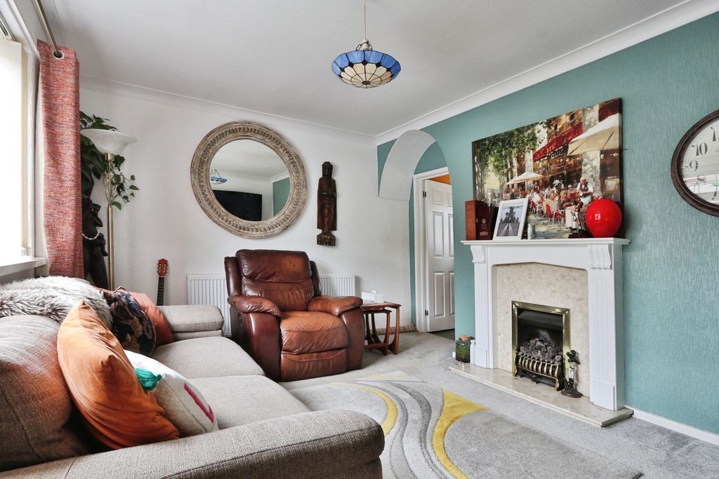 Property photo 3 of 17 4135127