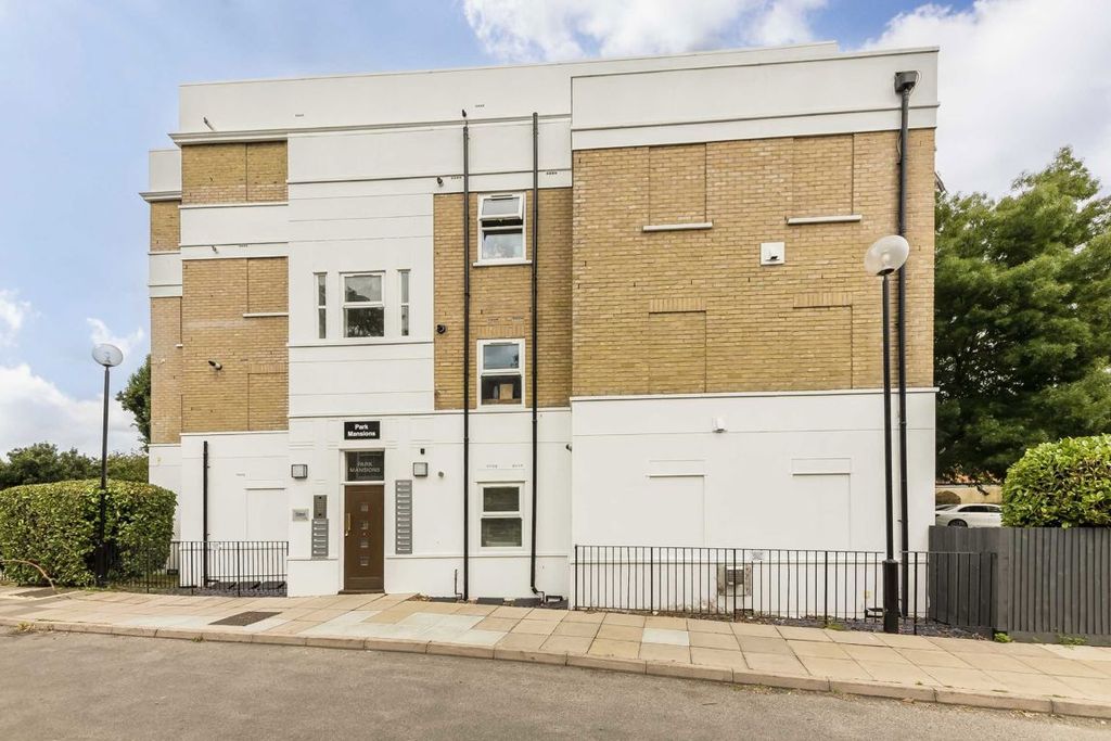 Property photo 1 of 4
