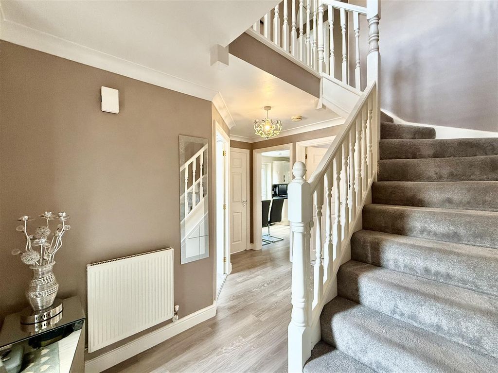 Property photo 2 of 23 2