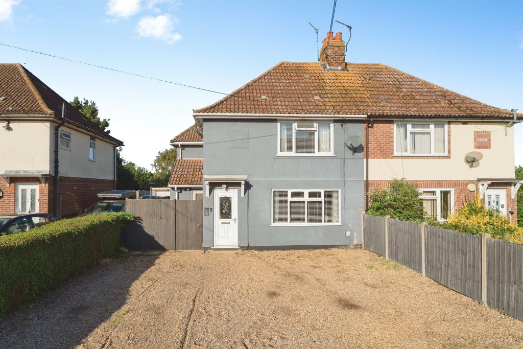 Property photo 2 of 27