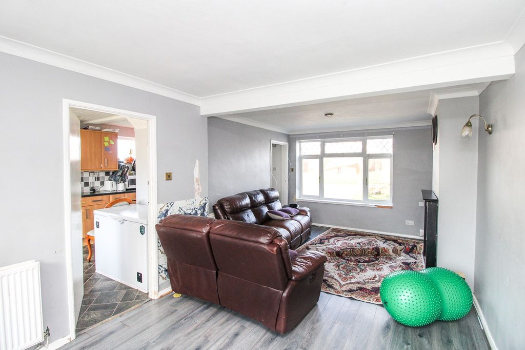 Property photo 3 of 10 Lounge-Dining Room