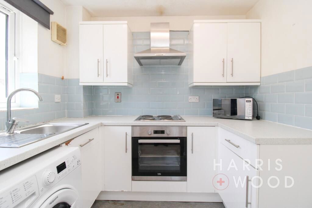 Property photo 3 of 11