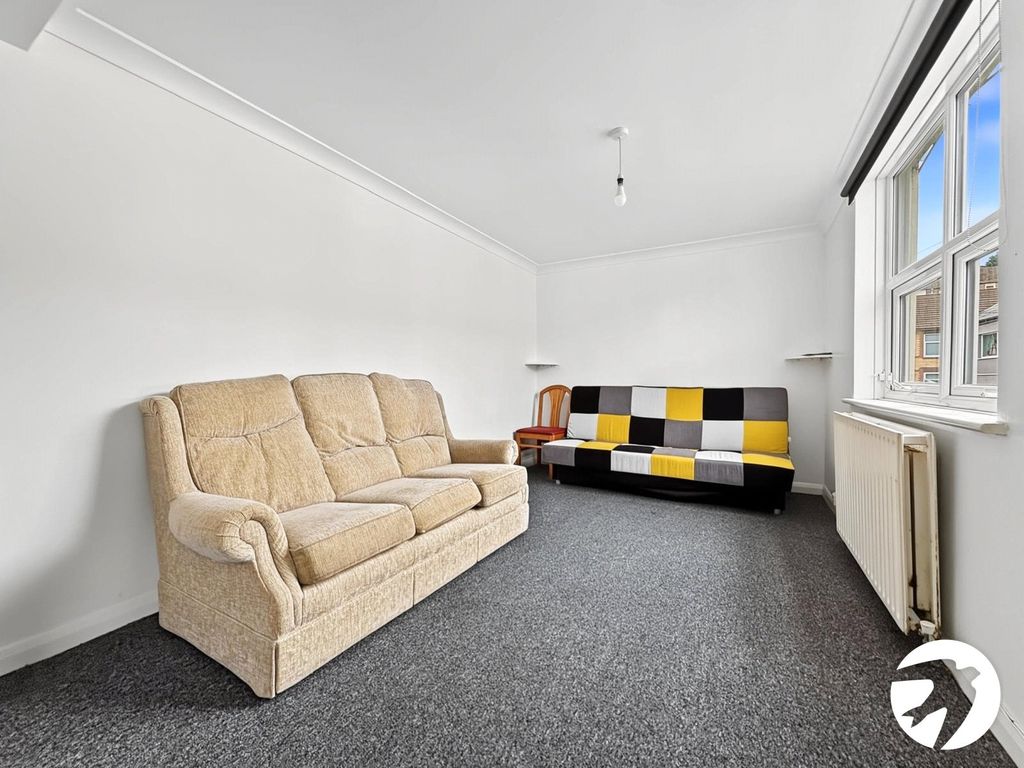 Property photo 3 of 6 Picture No. 02