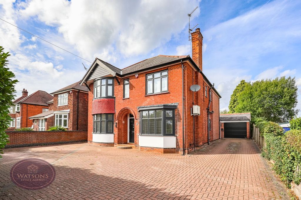 Property photo 1 of 43