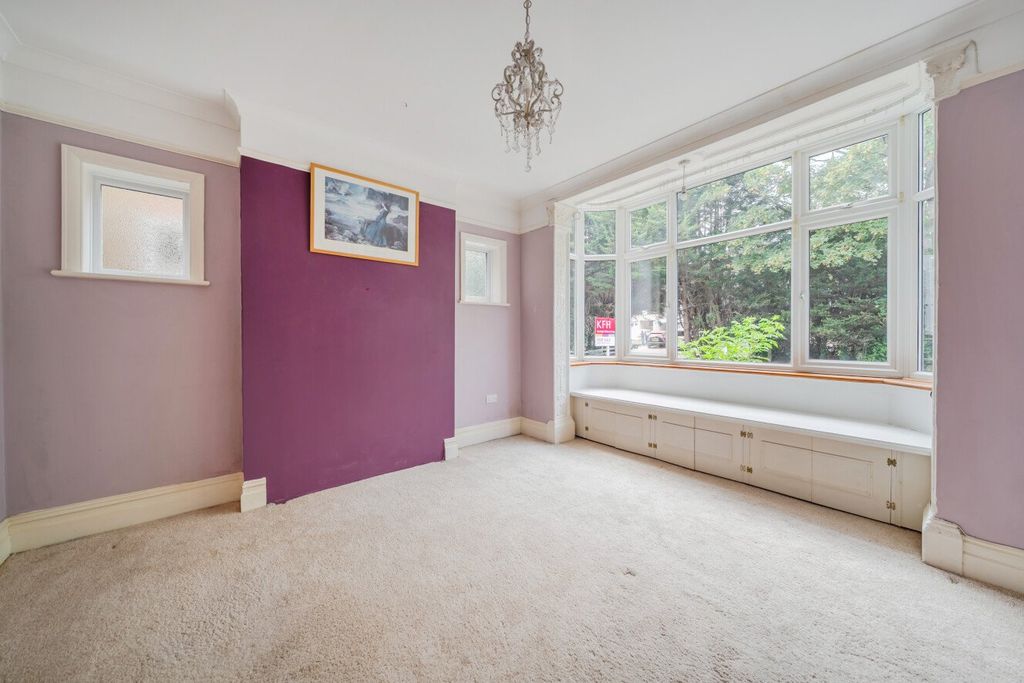 Property photo 2 of 19 Picture No. 29