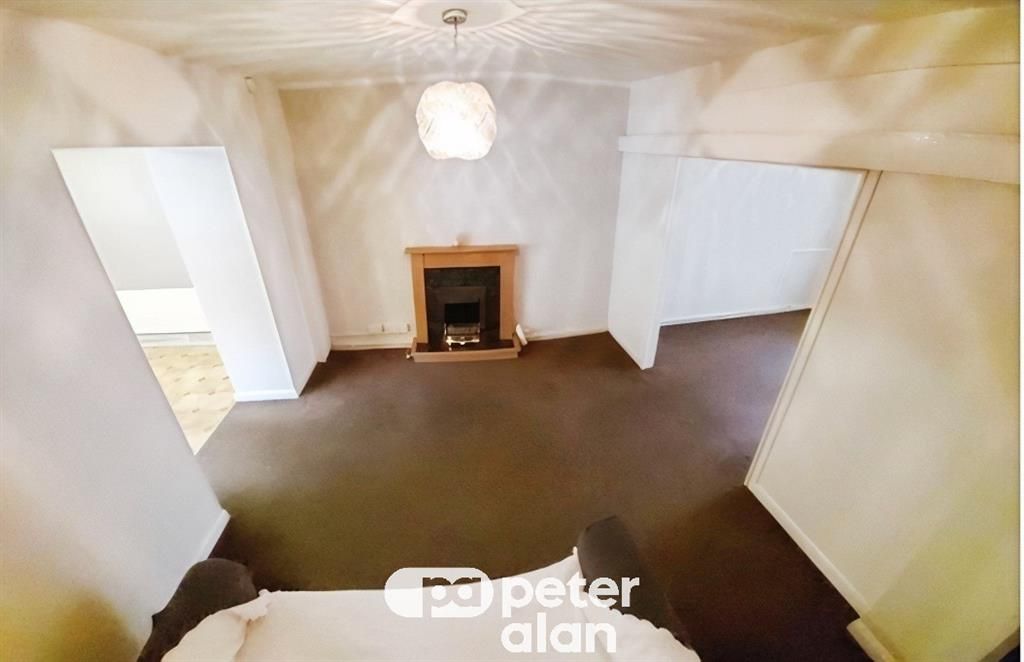 Property photo 3 of 14 Balcony