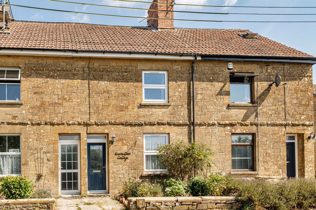 Property photo 1 of 18
