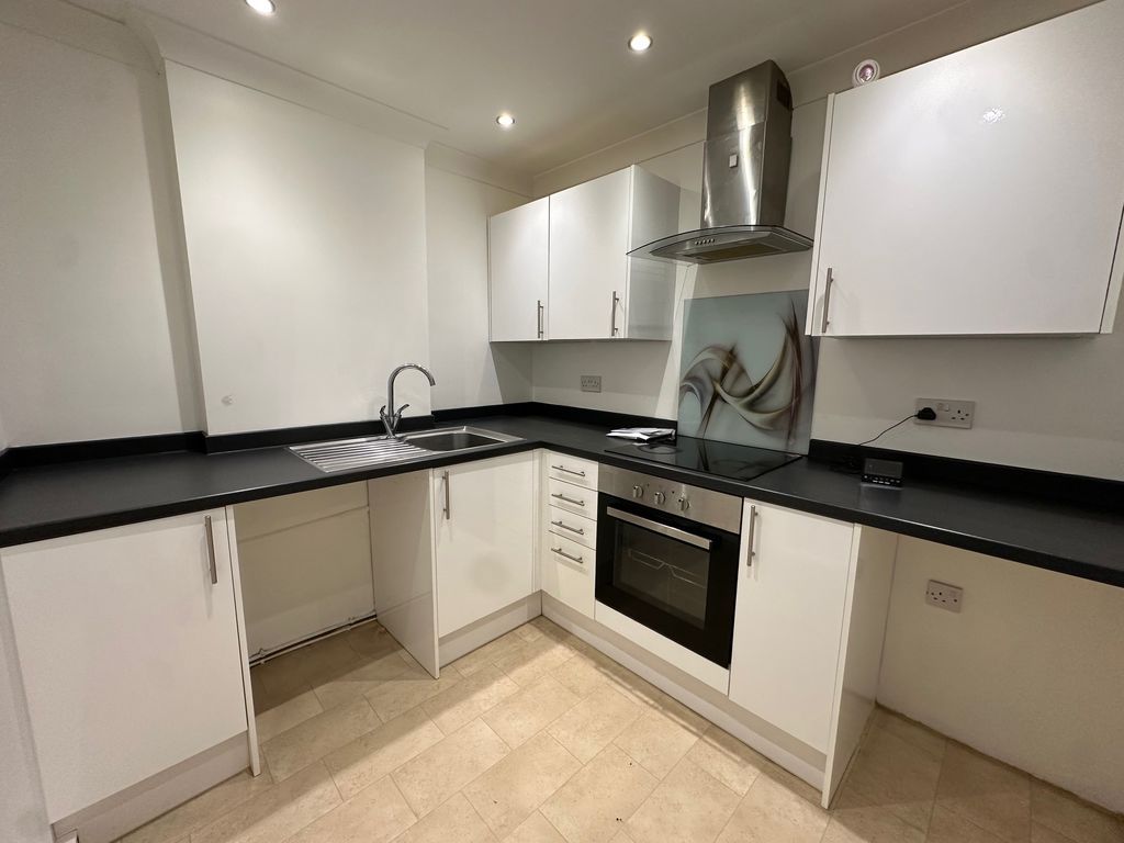 Property photo 2 of 7 Photo 5