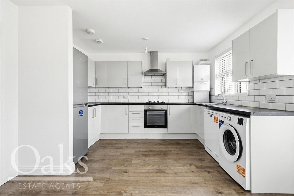 Property photo 3 of 12 Picture No. 05